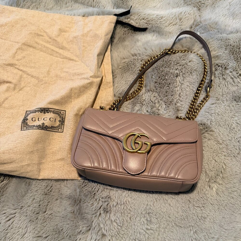 Gucci Marmont Medium Shoulder Bag - Pink-Beige
